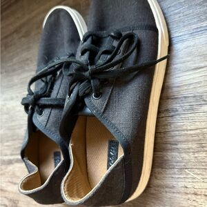 OluKai Black and Tan Women's Sneakers